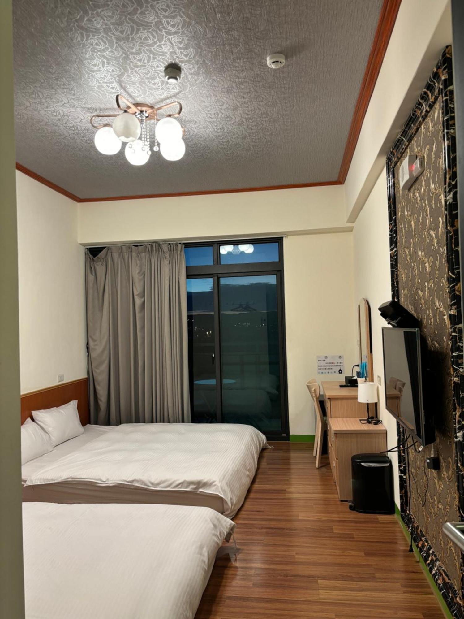 Yiren Hotel Heng-ch'un Esterno foto